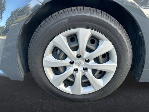 Used 2024 Toyota Corolla LE FWD image 10