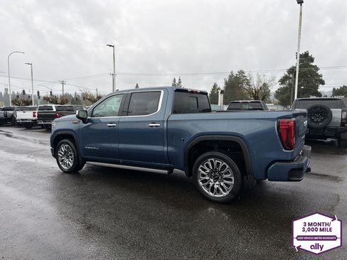 Used 2024 GMC Sierra 1500 Denali Ultimate image 3