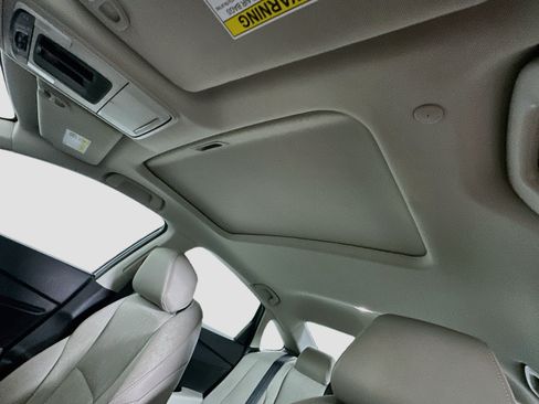 Used 2024 Honda Accord EX image 24