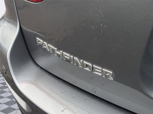 Used 2020 Nissan Pathfinder S image 25