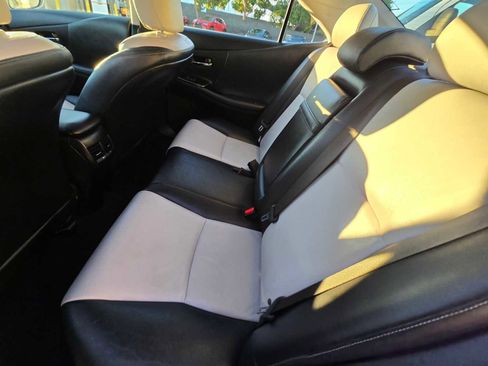 Used 2010 Lexus HS 250h image 20