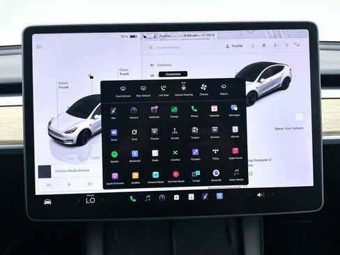 Used 2022 Tesla Model Y Performance AWD/4WD image 23