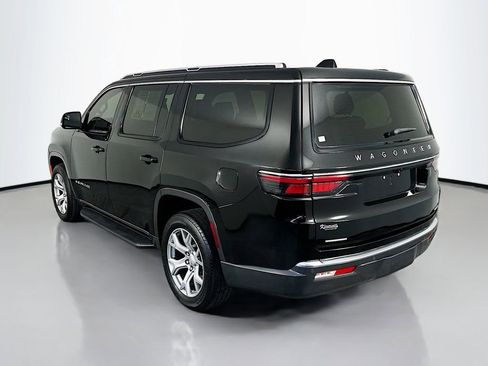 Used 2022 Jeep Wagoneer Series II AWD/4WD image 5