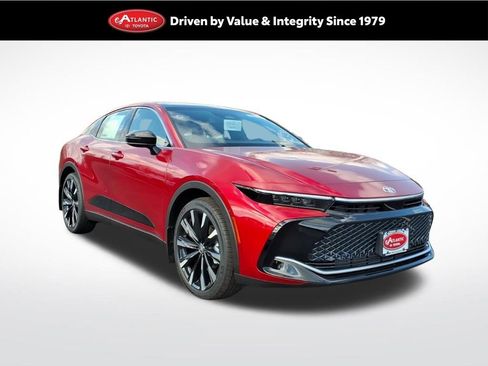 New 2026 Toyota Crown Platinum image 1