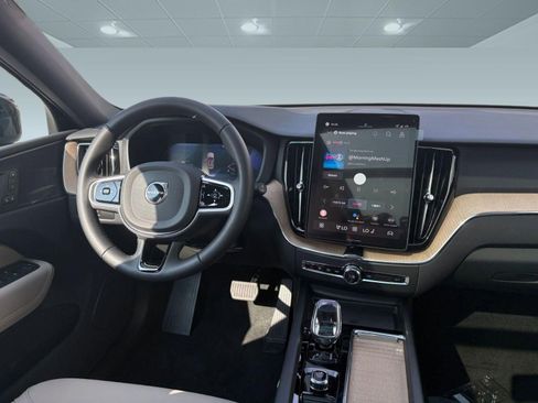 Certified 2026 Volvo XC60 B5 Core w/ Climate Package image 24