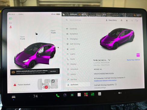 Used 2021 Tesla Model Y Long Range AWD/4WD image 29