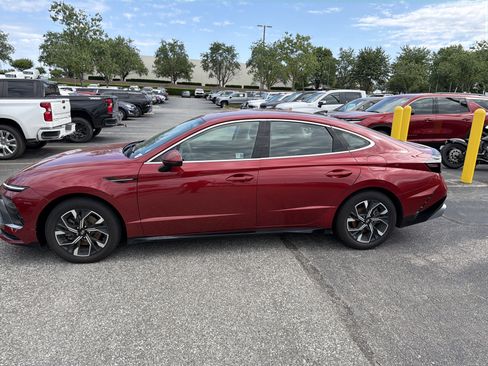 Used 2024 Hyundai Sonata SEL FWD image 7