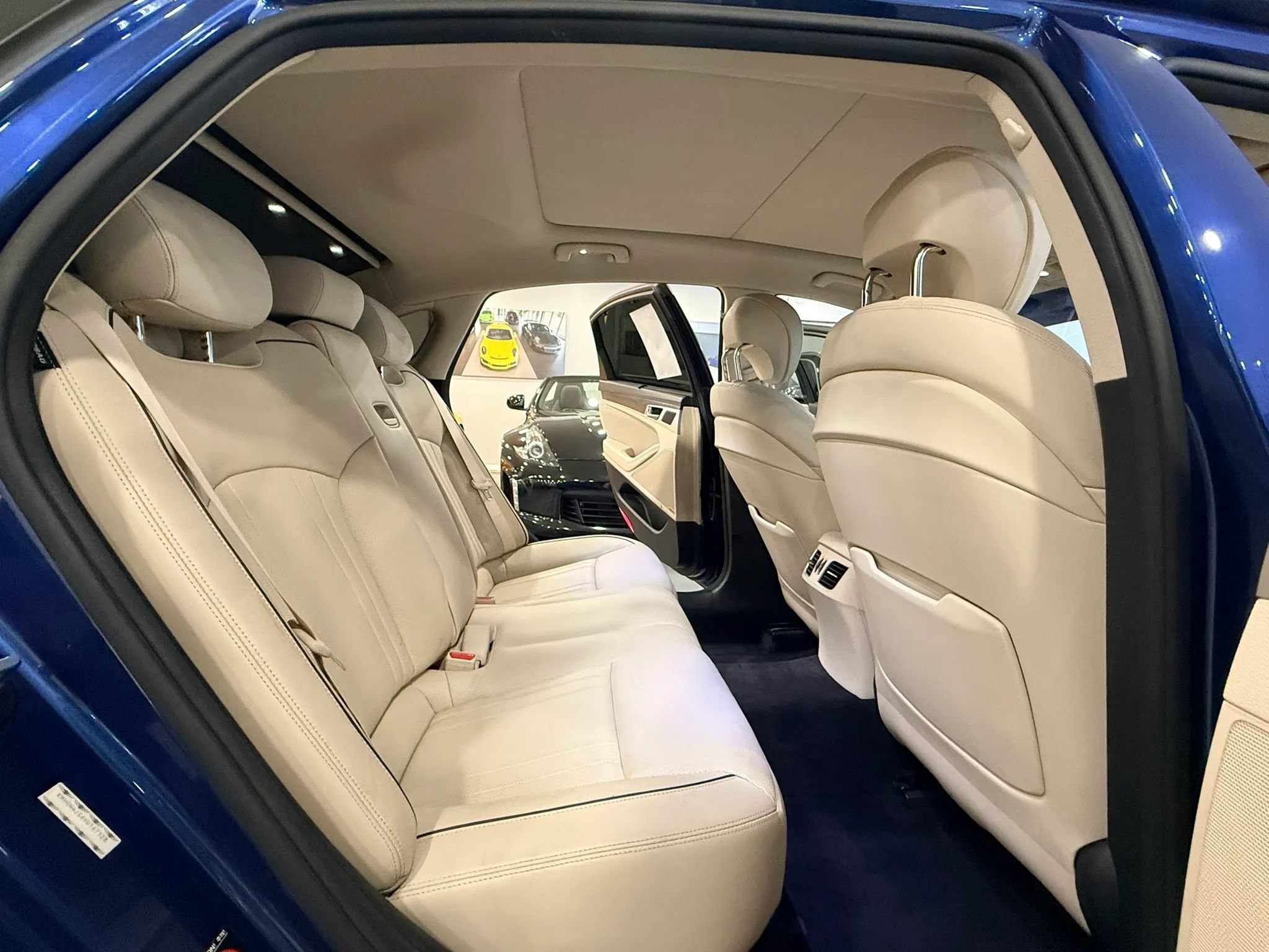 Used 2017 Genesis G80 3.8 w/ Option Group 03 RWD image 19