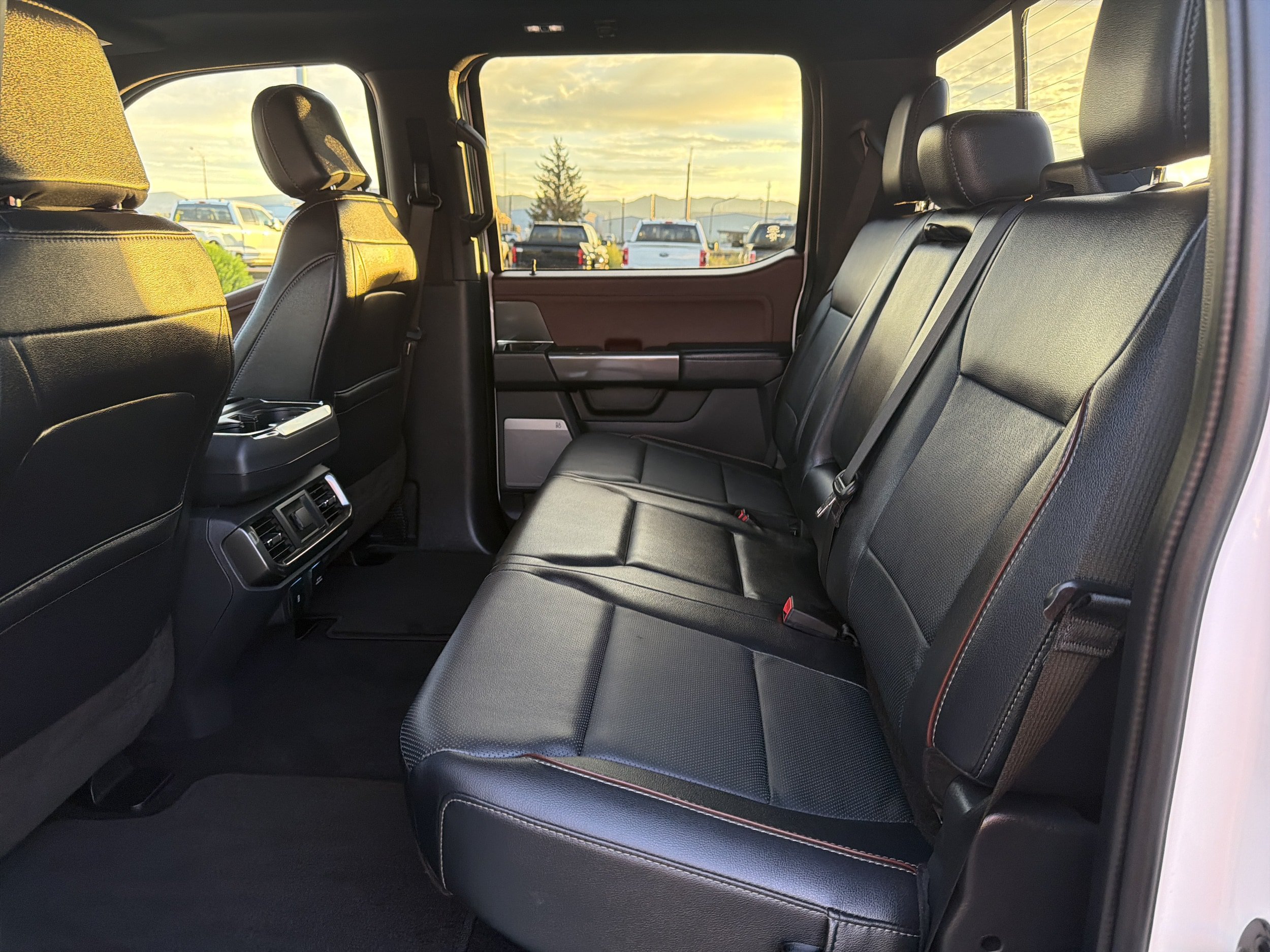 Used 2023 Ford F150 Lariat w/ Max Trailer Tow Package AWD/4WD image 10