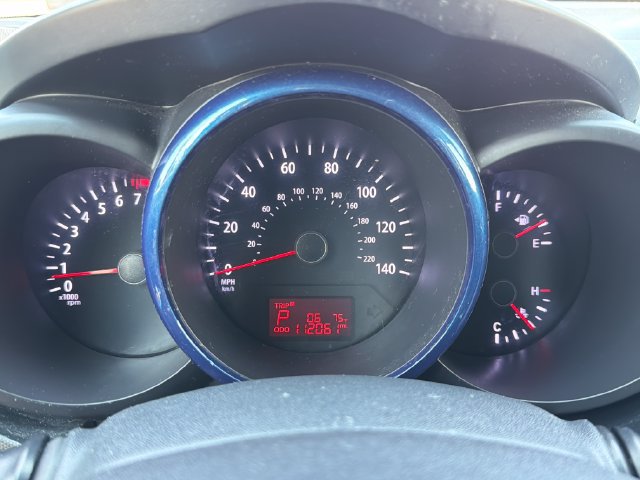 Used 2012 Kia Soul + w/ Audio Pkg FWD image 11