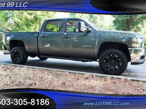 Used 2011 Chevrolet Silverado 2500 LTZ w/ LTZ Plus Package AWD/4WD image 7
