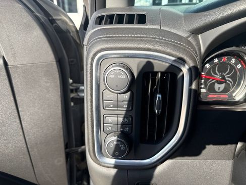 Used 2020 Chevrolet Silverado 1500 RST AWD/4WD image 18