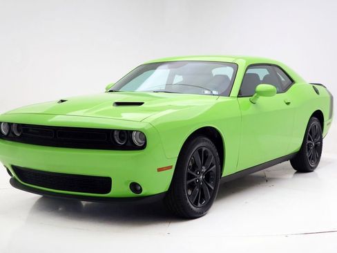 Used 2023 Dodge Challenger SXT w/ Blacktop Package image 2