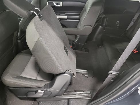 Used 2023 Ford Explorer XLT w/ Class IV Trailer Tow Package image 25