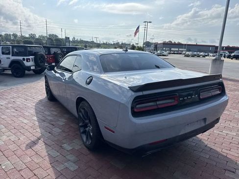 Used 2021 Dodge Challenger R/T Scat Pack RWD image 7