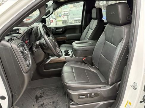 Used 2022 Chevrolet Silverado 1500 High Country w/ Technology Package AWD/4WD image 13