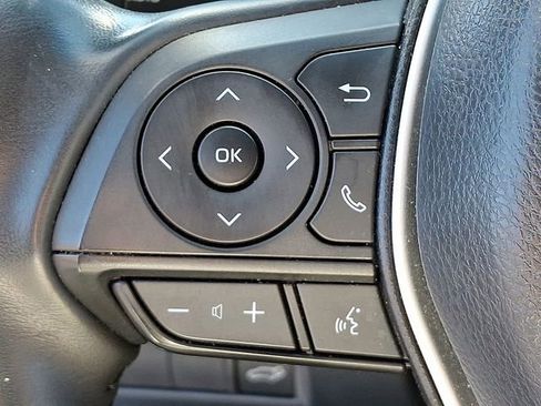 Certified 2024 Toyota Venza LE image 22