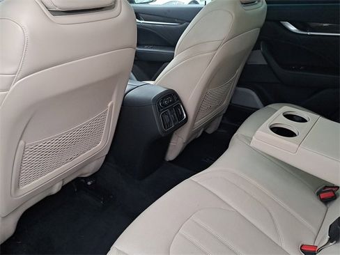 Used 2019 Maserati Levante GTS image 15