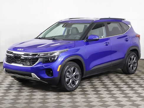Used 2024 Kia Seltos S FWD image 7