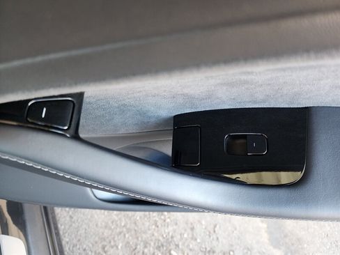 Used 2018 Tesla Model 3 Long Range RWD image 55