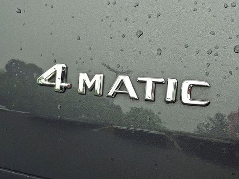 Used 2010 Mercedes-Benz GLK 350 4MATIC image 28