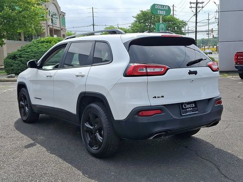 Used 2017 Jeep Cherokee High Altitude AWD/4WD image 7