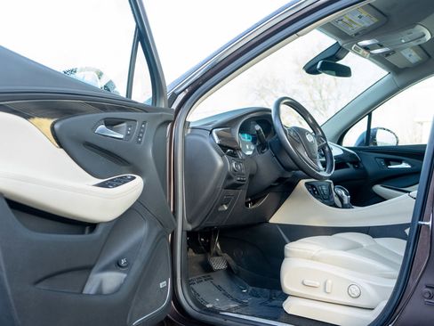 Used 2020 Buick Envision Premium w/ Driver Confidence Package image 14