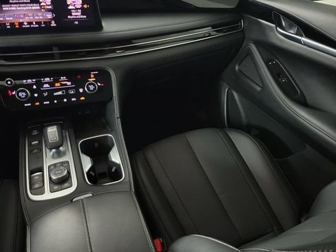 Certified 2025 INFINITI QX60 Pure FWD image 12