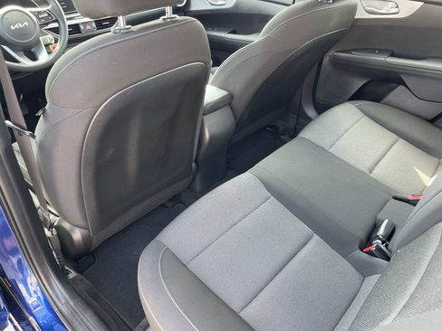 Used 2023 Kia Forte LXS FWD image 17