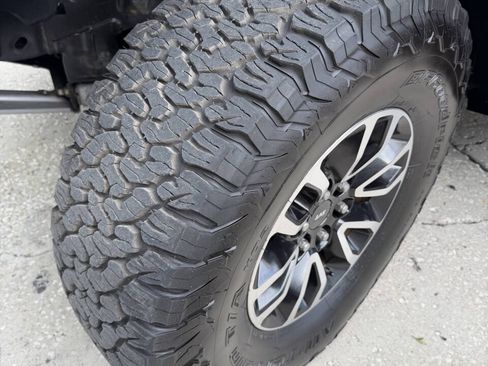 Used 2011 Ford F150 Raptor w/ Raptor Luxury Pkg AWD/4WD image 13