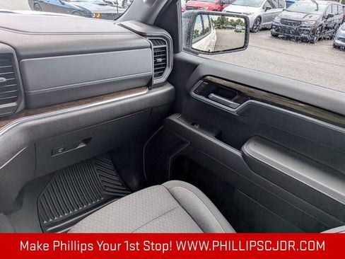Used 2025 GMC Sierra 1500 Elevation AWD/4WD image 16