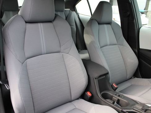 Certified 2026 Toyota Corolla SE FWD image 20