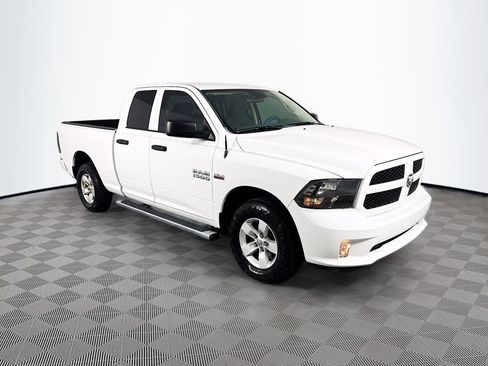 Used 2017 RAM 1500 Express AWD/4WD image 1