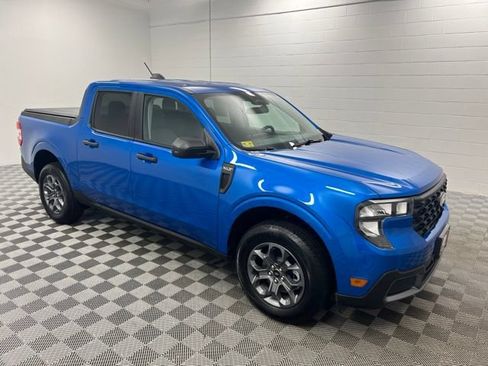 Used 2025 Ford Maverick XLT w/ Equipment Group 302A AWD/4WD image 4