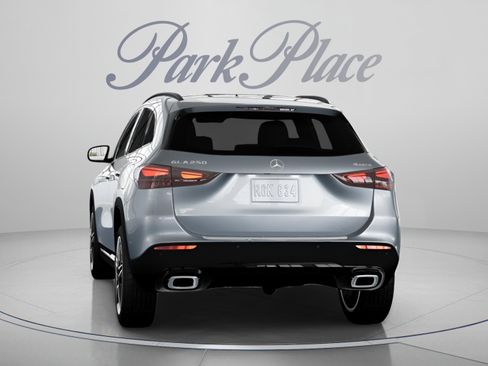 Certified 2026 Mercedes-Benz GLA 250 4MATIC image 14