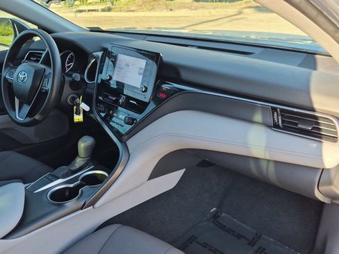 Used 2024 Toyota Camry LE FWD image 19