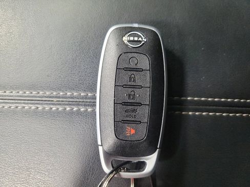 Used 2025 Nissan Sentra S FWD image 32