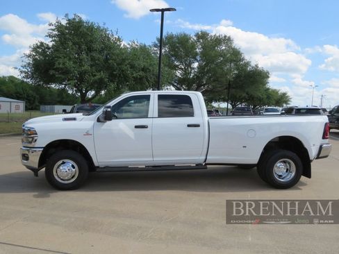 Used 2026 RAM 3500 Tradesman AWD/4WD image 7