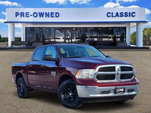 Used 2021 RAM 1500 Classic SLT AWD/4WD image 1