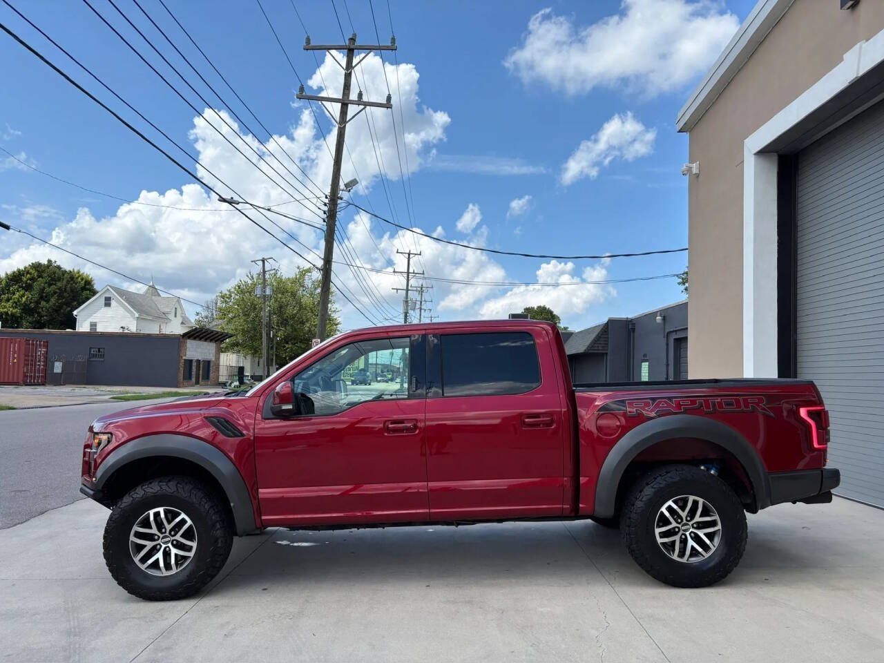 Used 2018 Ford F150 Raptor w/ Equipment Group 802A Luxury AWD/4WD image 3