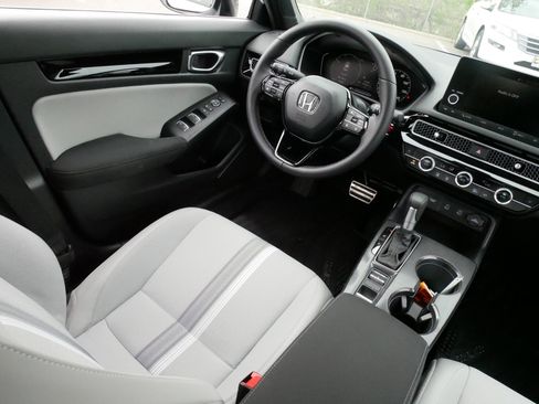 Used 2026 Honda Civic Sport image 9