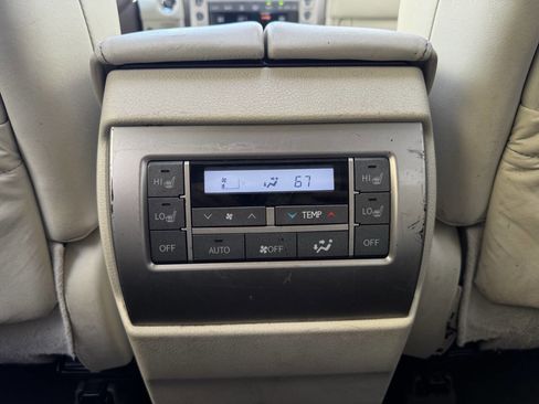 Used 2013 Lexus GX 460 image 22
