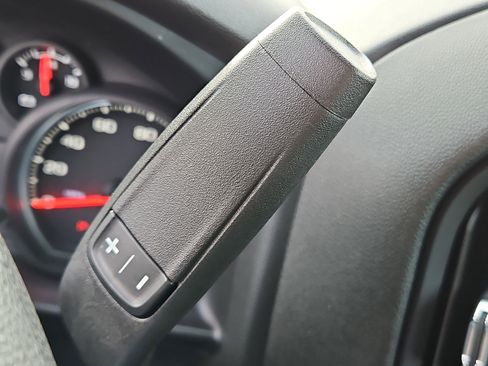 Used 2022 Chevrolet Silverado 1500 Custom image 25