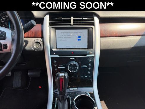 Used 2013 Ford Edge Limited w/ Driver Entry Pkg FWD image 12