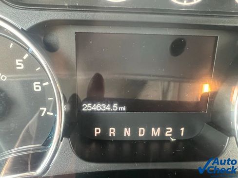 Used 2011 Ford F150 XLT w/ XLT Chrome Pkg image 28