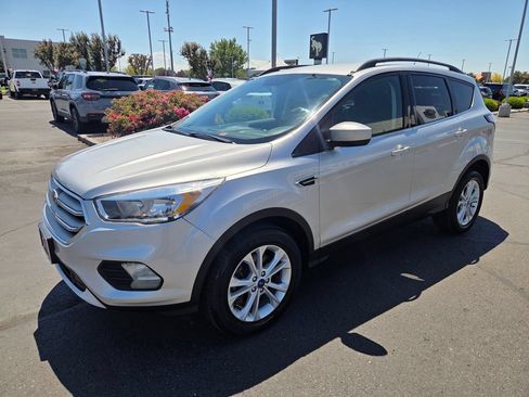 Used 2018 Ford Escape SE AWD/4WD image 7
