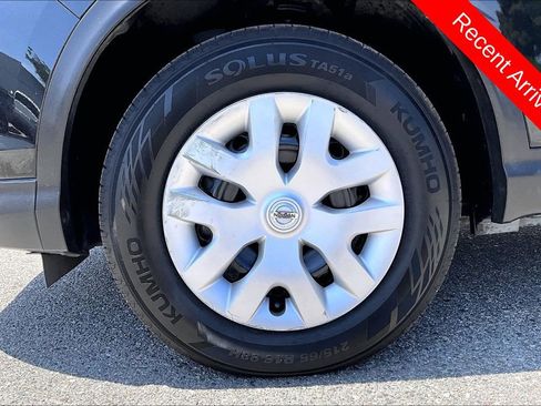Used 2019 Nissan Rogue Sport S FWD image 34