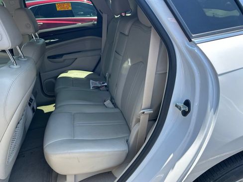 Used 2014 Cadillac SRX Luxury w/ Driver Awareness Package FWD image 19