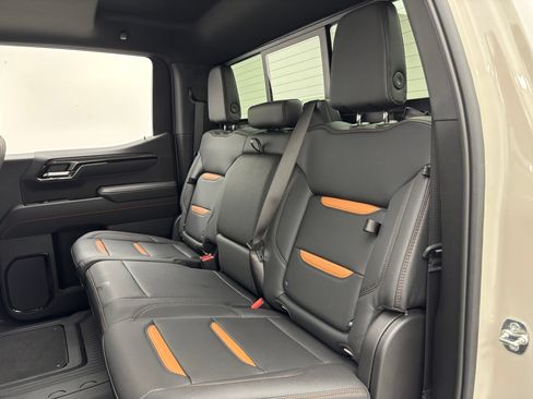 New 2026 GMC Sierra 1500 AT4 w/ AT4 Premium Package AWD/4WD image 44