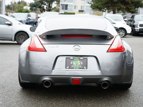 Used 2013 Nissan 370Z Base image 4